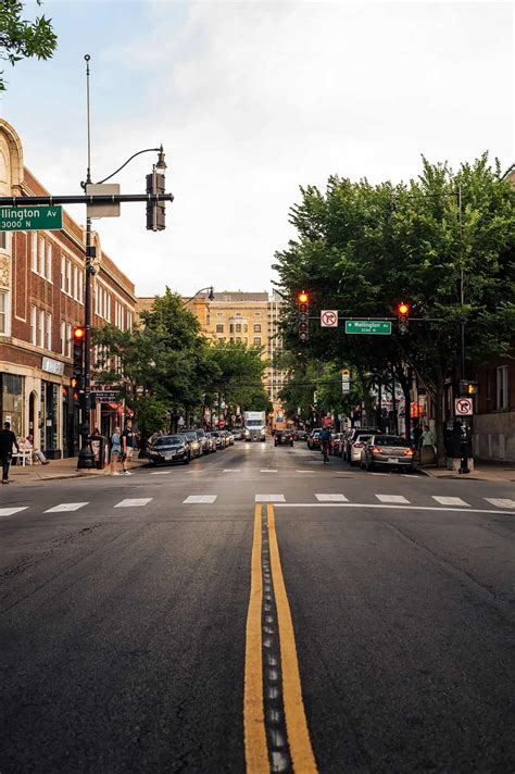 The Medallion: Lakeview Chicago Luxury Apartments