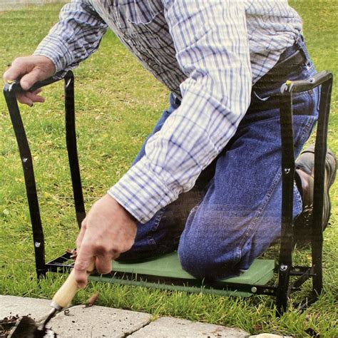 Gardeners Kneeling Bench | Fasci Garden