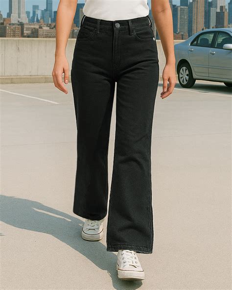 Buy Women's Black Baggy Wide Leg Jeans Online at Bewakoof