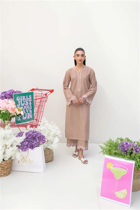 Luna Eid Edit'25 - Peach Rosettes – Nainpreet - The Collective