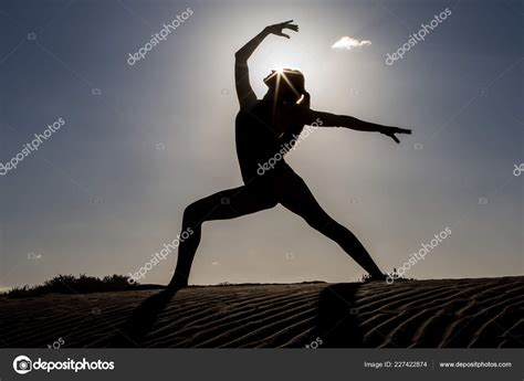 Human Running Pose Back View 的图像结果