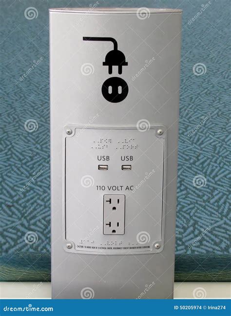 USB Plug Socket 的图像结果