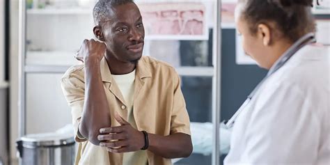 why doctor's struggle to identity eczema on darker tones Background