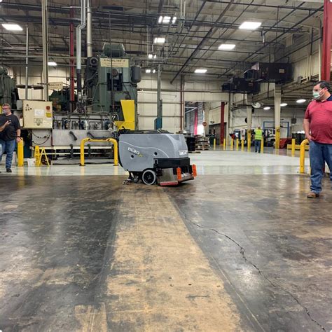 Commercial Floor Scrubbers & Floor Sweepers – Gallery