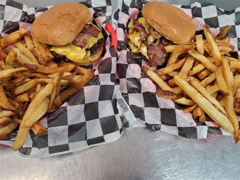 Town Talk | West Lawrence hamburger restaurant moving, getting into ice ...