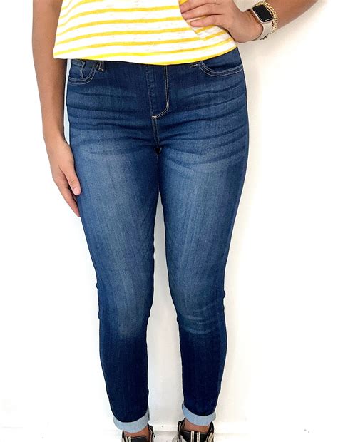 Jelly Jeans Dark Denim Roll Pants – Dear Everly Boutique