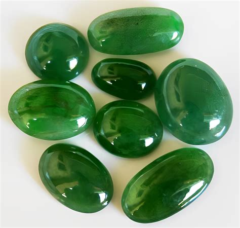 Exploring Jadeite Gemstone: What Is It And Its Unique Benefits