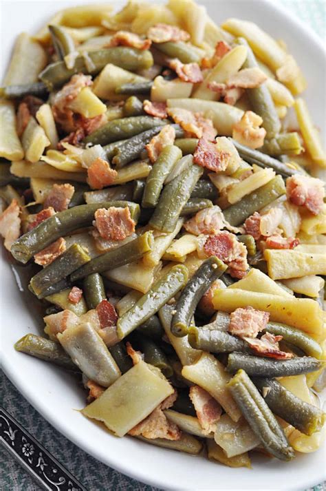 Texas Roadhouse Green Beans Recipe (copycat) - Savory With Soul