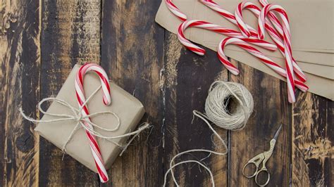 Peppermint Candy Canes: History and Lore | Epicurious