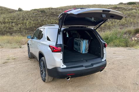 2022 Chevrolet Traverse Review and Test Drive | Capital One Auto Navigator