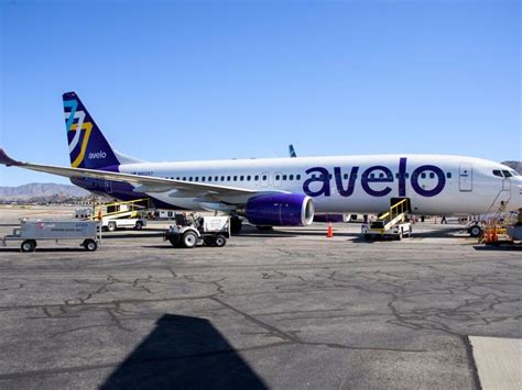 Budget airline Avelo faces backlash for signing up to fly deportation ...