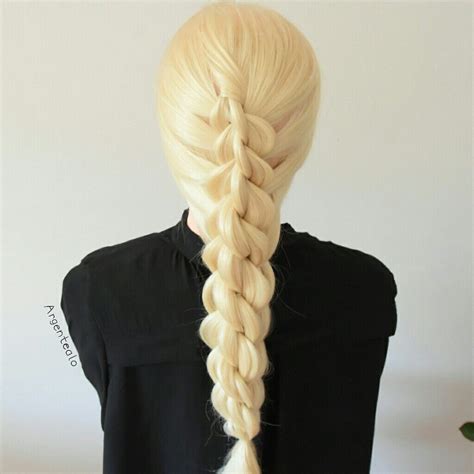 French Twist Braid 3D Do you like? Follow @braids_for_my_hair 😉