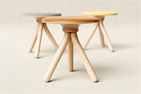 挑战如何使用木材作为材料的小凳子-欧莱凯设计网(2008php.com)