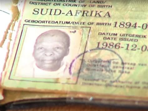 महिला ने किया 'दुनिया की सबसे बुजुर्ग औरत' होने का दावा, बताया लंबी ...