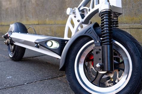 Best Long Range Electric Scooters (20-80 Miles) - August 2021