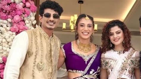 Film wrap: पलाश-स्मृति की दी हुई पोस्टपोन! अनिरुद्धाचार्य से मिले मशहूर ...