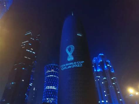 重温国足18年前旧事，卡塔尔世界杯标识“8”字寓意无穷_比赛