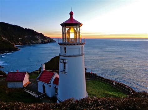 Hecta Head | Oregon coast, Lighthouse, Most beautiful places