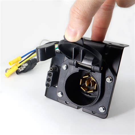 Tow 4 Way to 7 Way RV Blade 4-Way Flat Female | Ubuy India