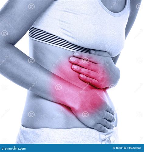 Soporte El Dolor Del Abdomen - Mujer Que Tiene Dolor Abdominal Foto de ...