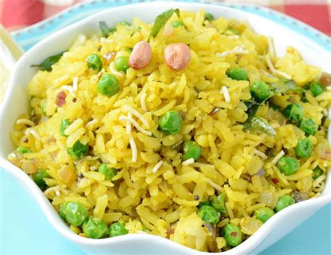 Poha Recipe - lifeberrys.com