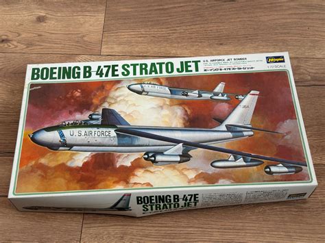 Hasegawa Model Aircraft Kit - 1:72 Boeing B-47E Strato-Jet – Midland Models
