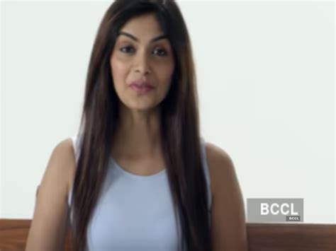 Aafreen Vaz features in Amitabh Bachchan Unblushed #AbSamjhautaNahin