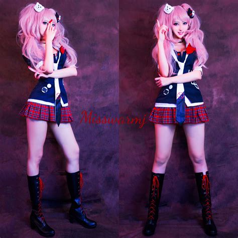 😛Junko vs Mukuro 🎀 Who you like more? By Misswarmj : r/cosplaygirls