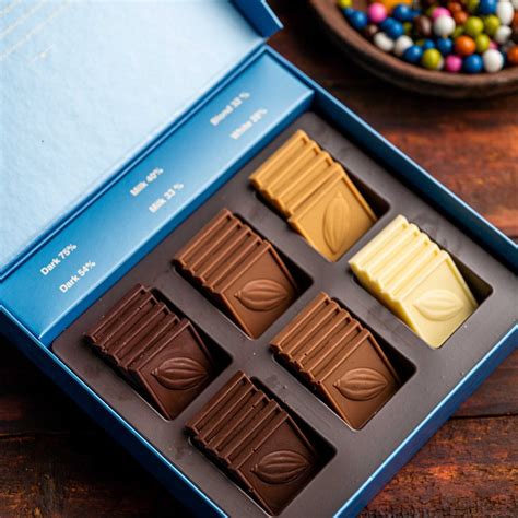 éntisi - Assorted Premium Chocolates | Hampers and Gift Boxes Online