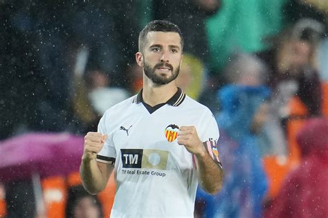 Opponent watch: Valencia captain likely to miss Barcelona encounter on ...