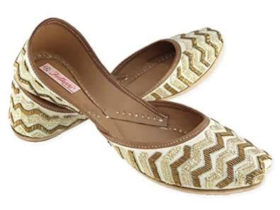 Fulkari Women's Zigzag Beige Gold Genuine Soft Leather Jutis | Bite and ...