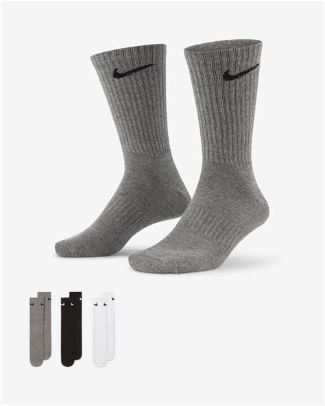 Nike Everyday Lightweight Training Crew Socks (3 Pairs). Nike UK