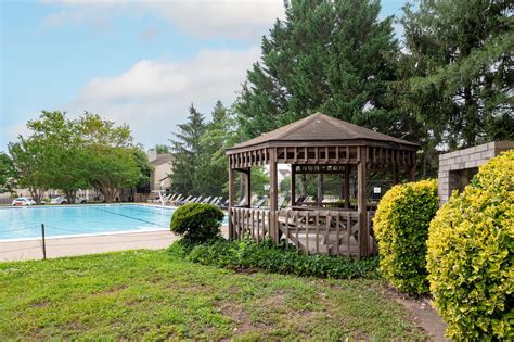 10479 Paradise Court - Manassas