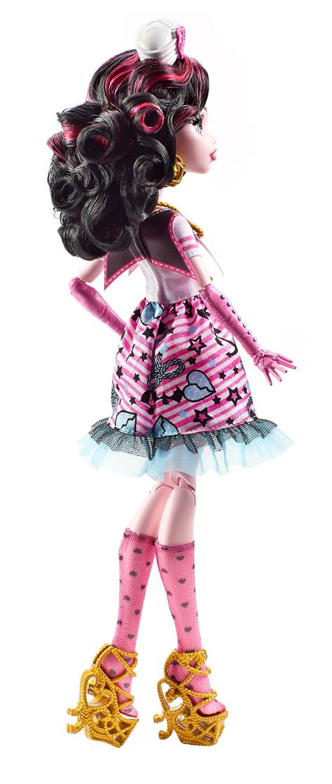 Monster High Shriekwrecked Nautical Ghouls Draculaura Doll: Buy Online ...