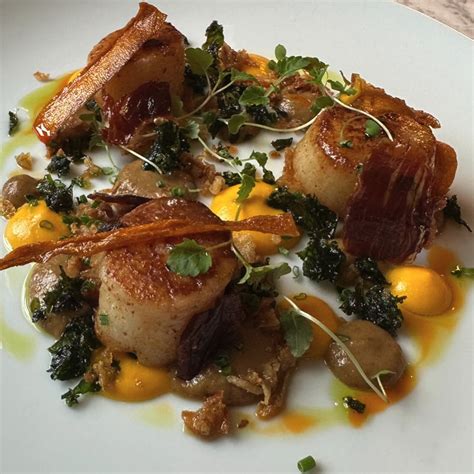 Fine dining in Southport at Gemini Lounge Restaurant, Lord Street