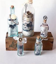 kleine glasflaschen dekorieren diy recycled glass bottle frames kleine glasflaschen dekorieren diy recycled glass bottle frames