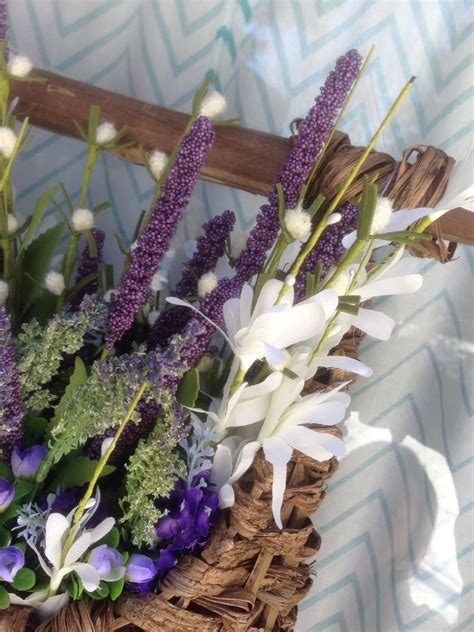 Spring Flower Arrangement 的图像结果