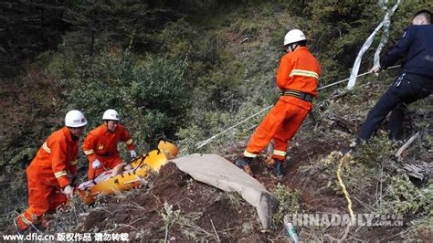 川藏公路雅江段发生重大交通事故致6死12伤[3]- 中国日报网