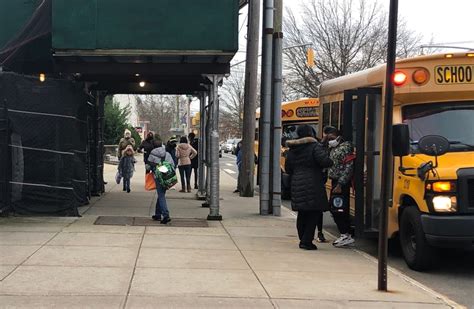 City to offer universal mental health screenings in public schools ...