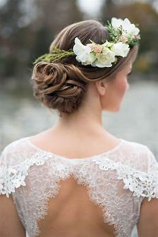 Flowered Hair Wedding Style by Wedding Hairstyles 15 Fab Ways To Wear Flowers In Your Flowered Hair Wedding Style