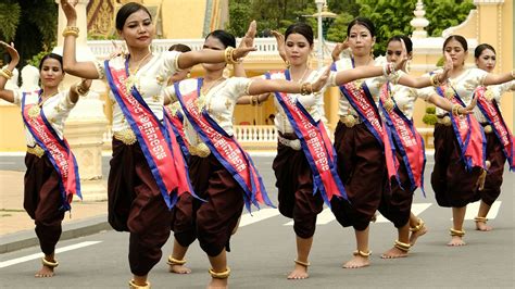 Cambodian Dancers