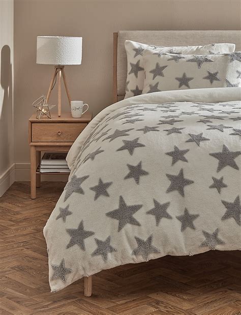 Buy Fleece Star Bedding Set at Marks & Spencer