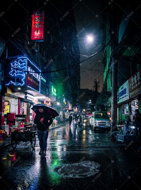 雨中漫步_360百科