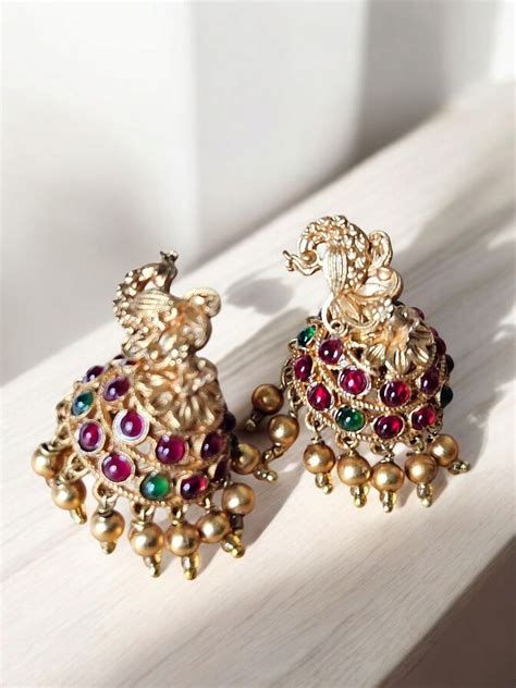 Kempu Jhumkas – Diamond Drops