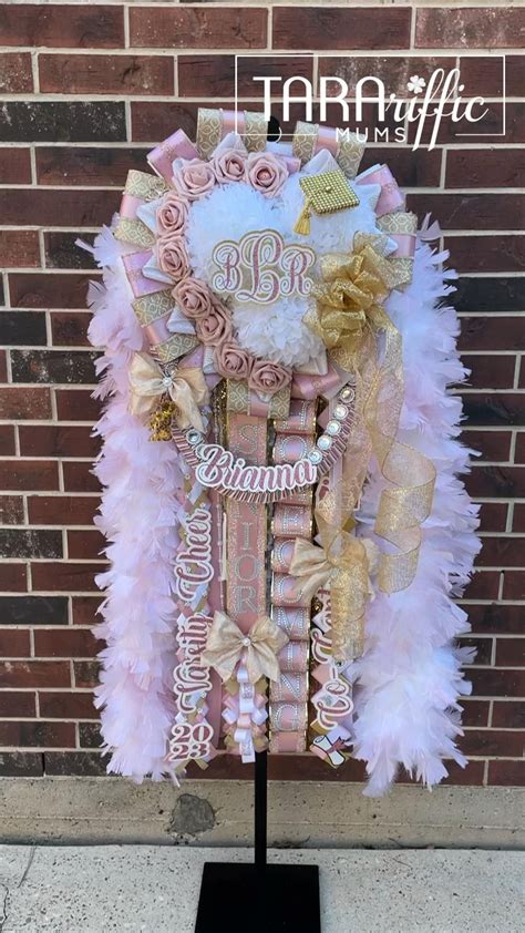 Triple deluxe homecoming mum – Artofit
