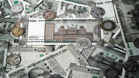 8th Pay Commission Pension Calculations: At 1.92, 2.08 fitment factors ...