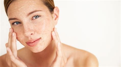 Know What to Do After Shaving Face: Post Skincare Tips