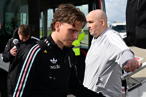 Les Belges à l'étranger - Le Diable Rouge Mika Godts nommé pour le ...