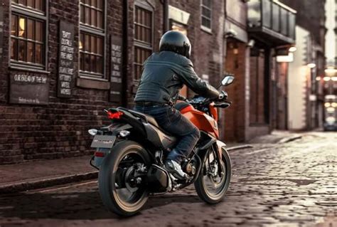 Honda likely to launch fully-faired CB Hornet 160 R in India by 2017 ...