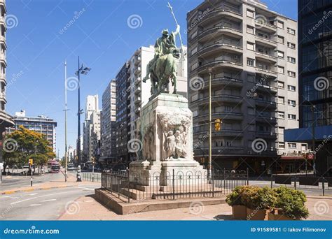 View of Montevideo, Capital of Uruguay Stock Image - Image of center, routes: 91589581